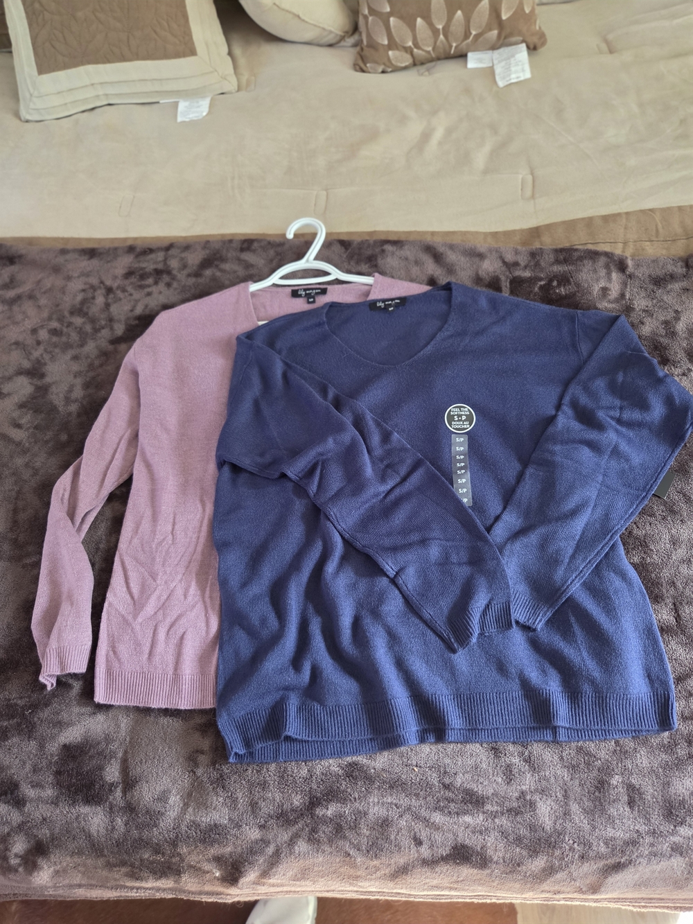 Qty 2 Everyday V-Neck Sweater - Navy and Dusty Rose